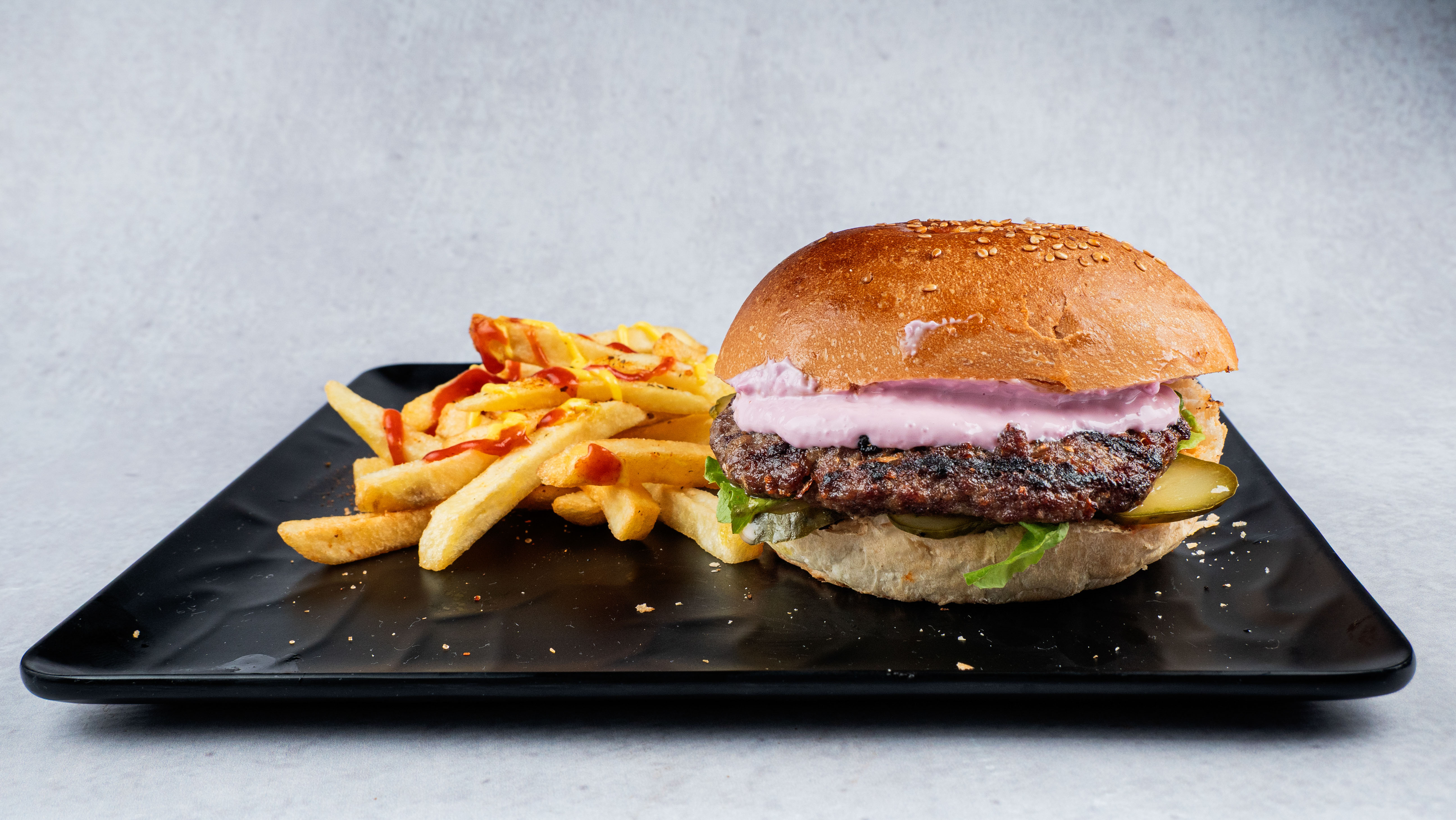 Saturn Burger